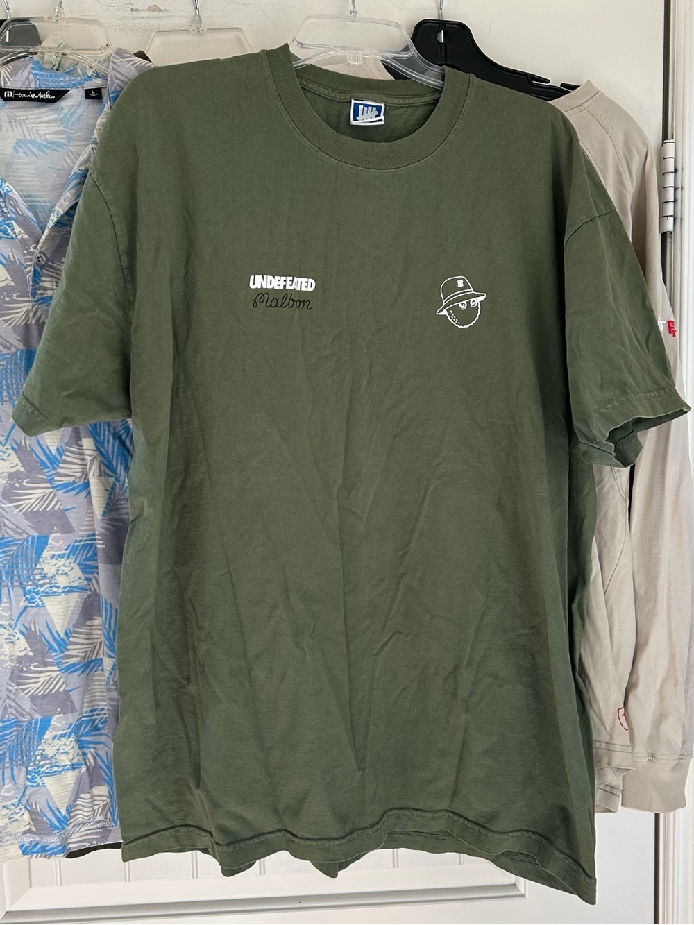 Malbon Undefeated Men's Olive Green Graphic Tee R15